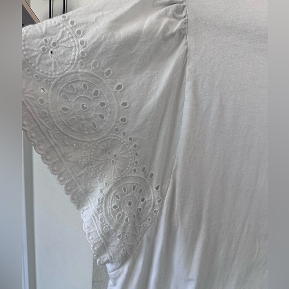 GAP White Eyelet Sleeve Women's Top NWOT size XL - Picture 3 of 5